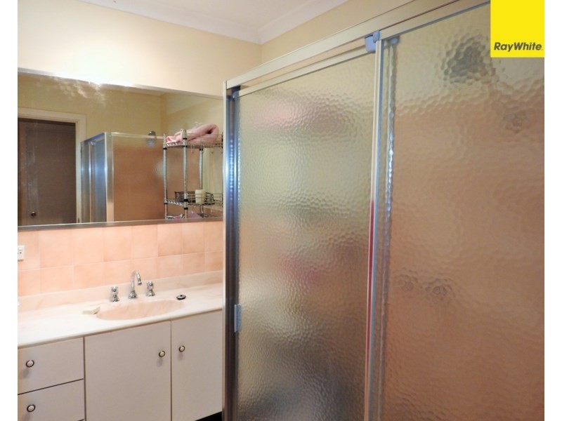 375 Railway Avenue, Armadale WA 6112