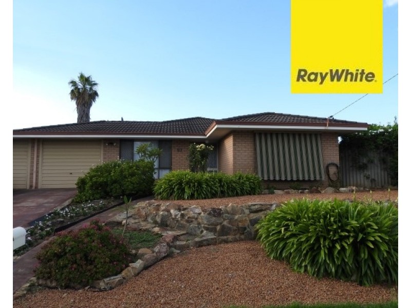 83 Inverness Circle, Camillo WA 6111