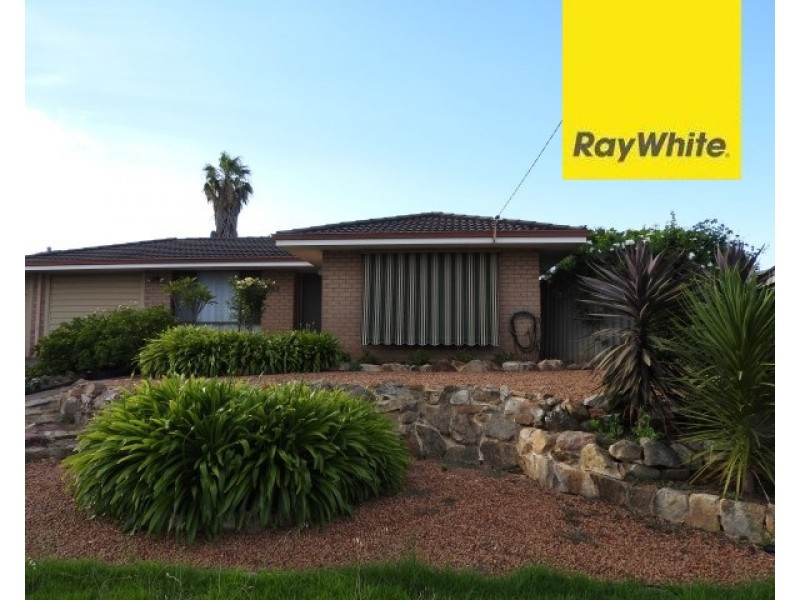 83 Inverness Circle, Camillo WA 6111