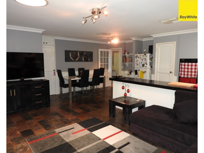 83 Inverness Circle, Camillo WA 6111