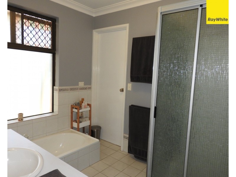 83 Inverness Circle, Camillo WA 6111