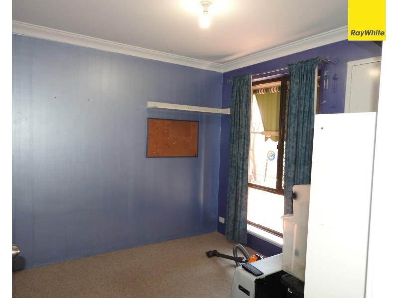 83 Inverness Circle, Camillo WA 6111