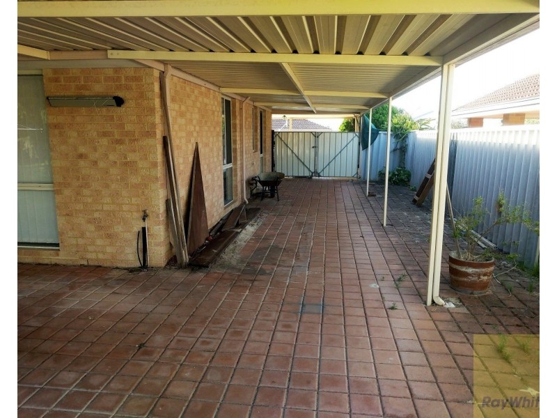 34 Starlight Pass, Seville Grove WA 6112