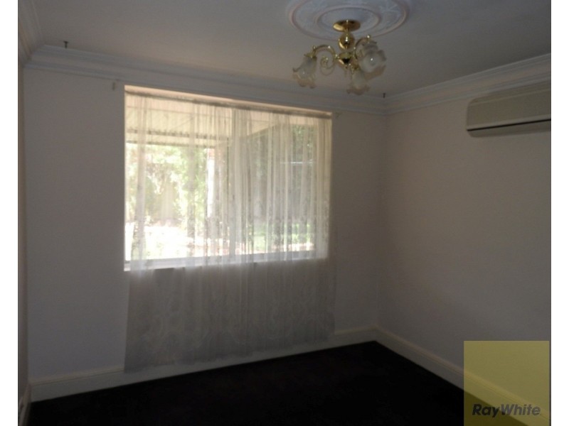 6 Ash Court, Armadale WA 6112