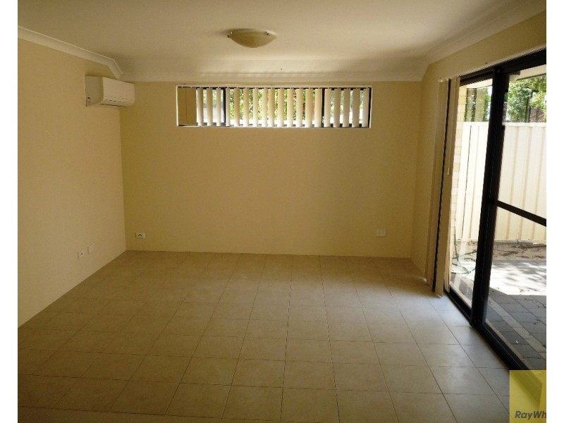 2 Bonner Lane, Armadale WA 6112