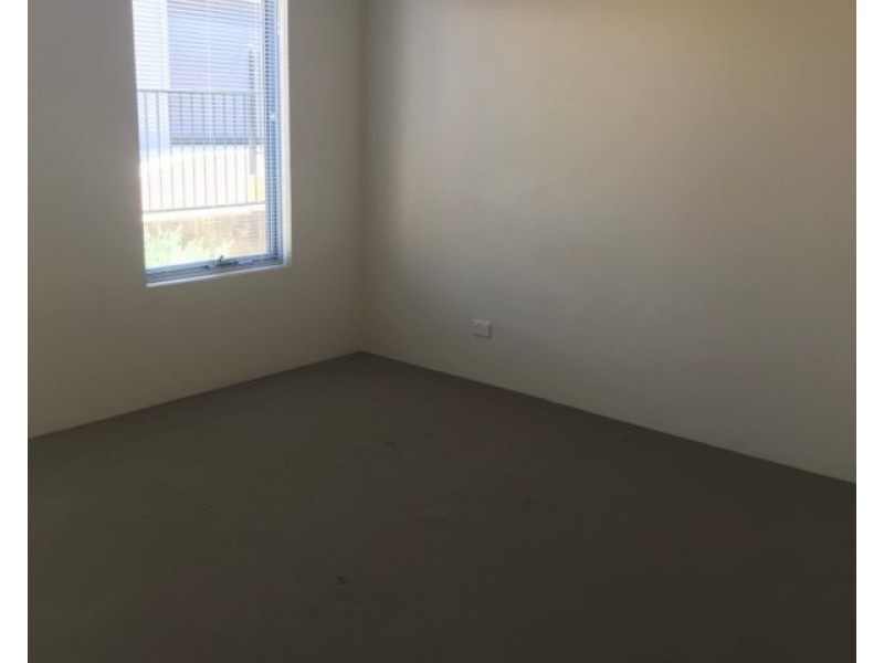 27/19 Serls Street, Armadale WA 6112