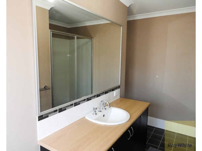 4 Padra Turn, Byford WA 6122