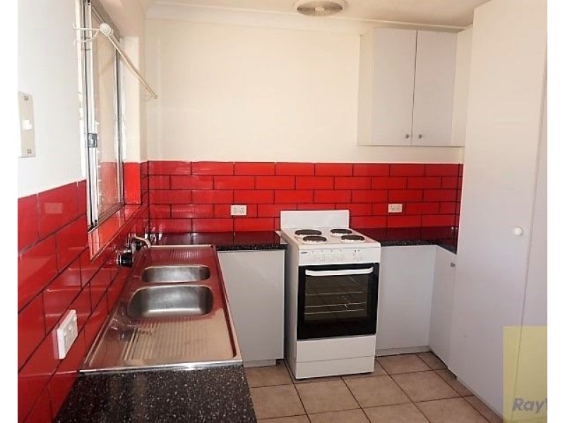 29 Sixth Road, Armadale WA 6112