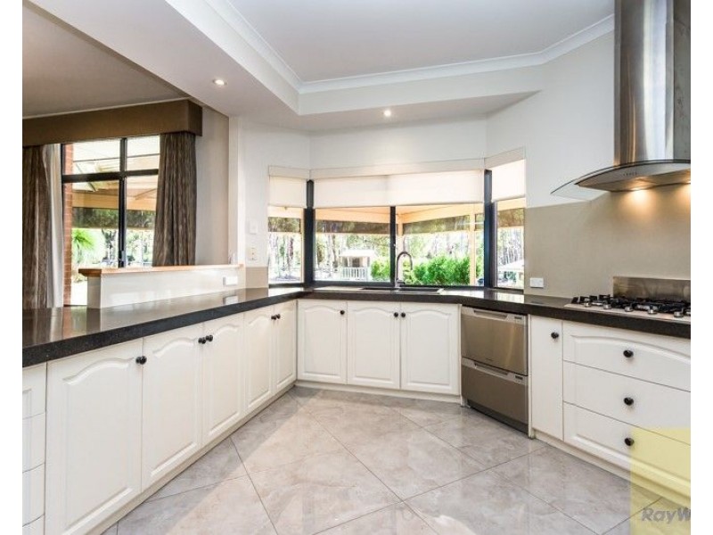 41 Ridgehill Rise, Roleystone WA 6111