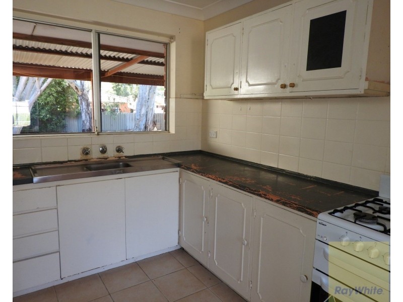 17B Cohuna Drive, Armadale WA 6112