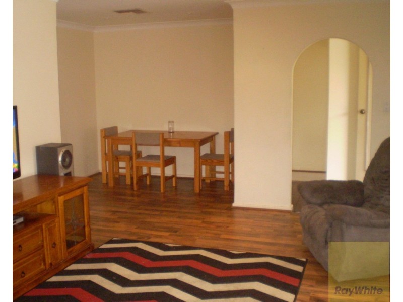 11 Jarrah Close, Camillo WA 6111