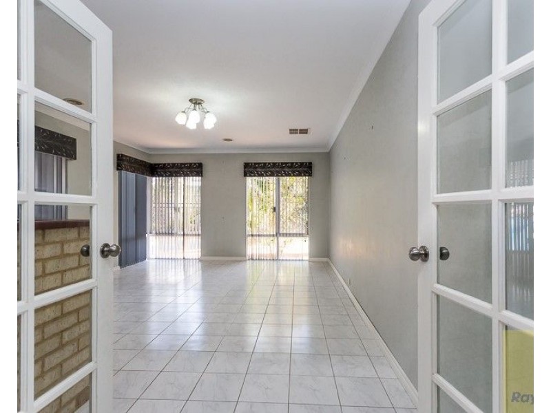 11 Casa Place, Southern River WA 6110