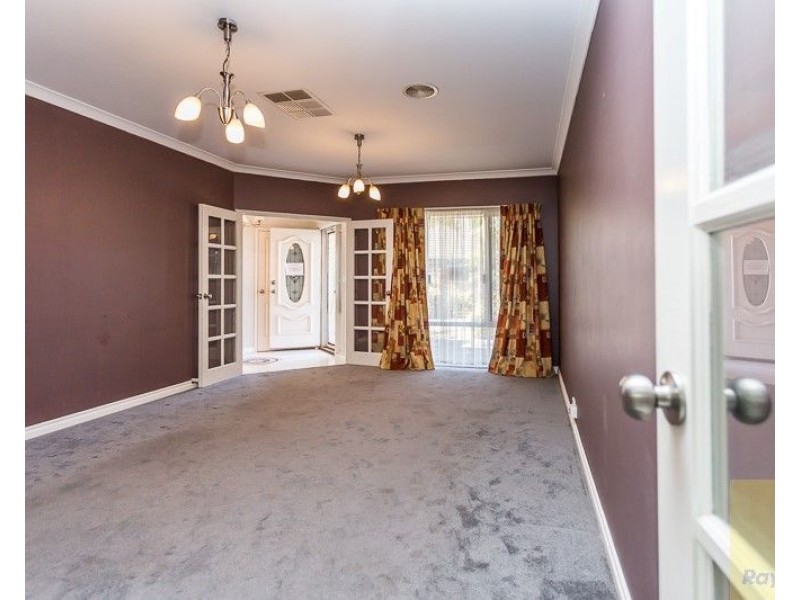 11 Casa Place, Southern River WA 6110