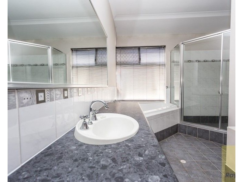 11 Casa Place, Southern River WA 6110