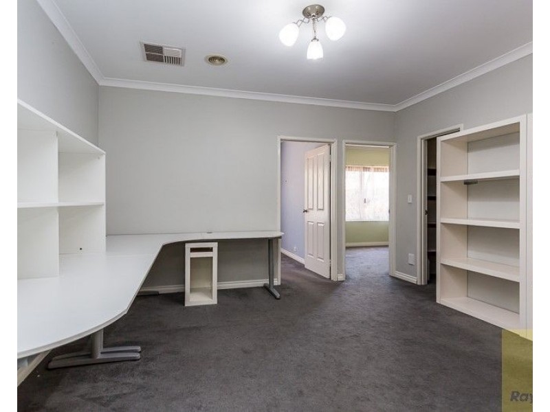 11 Casa Place, Southern River WA 6110