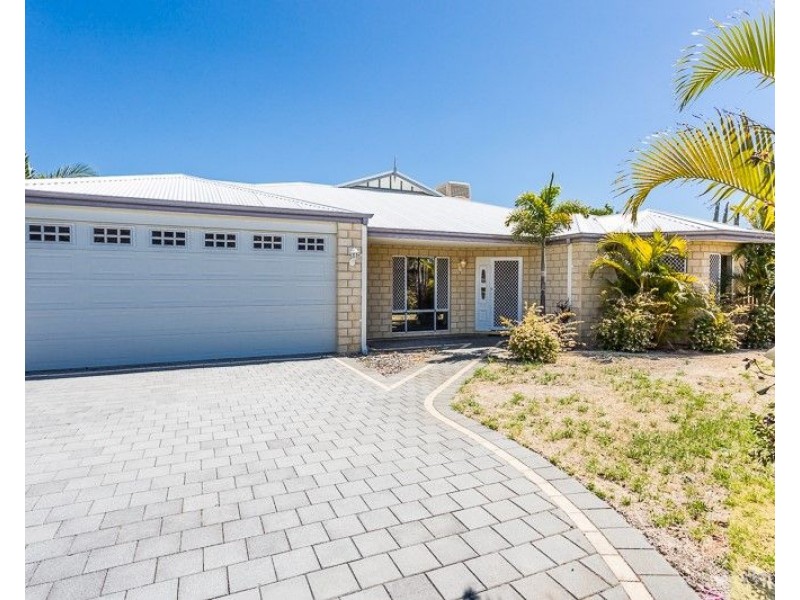 11 Casa Place, Southern River WA 6110