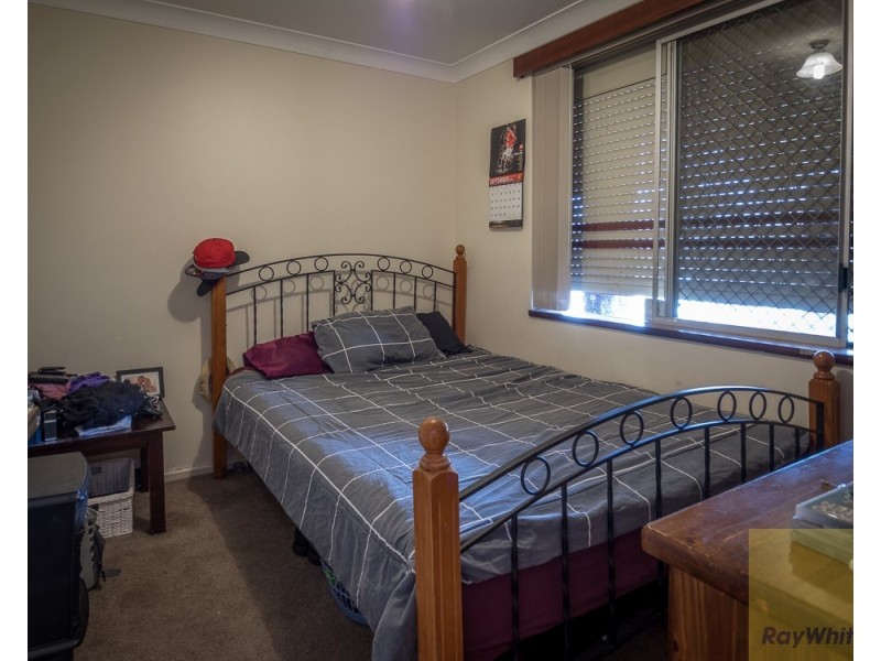 3 Silver Mallee Close, Camillo WA 6111