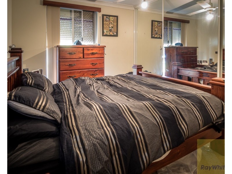 3 Silver Mallee Close, Camillo WA 6111