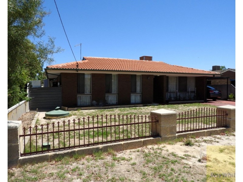 32 Ravenscroft Way, Kelmscott WA 6111