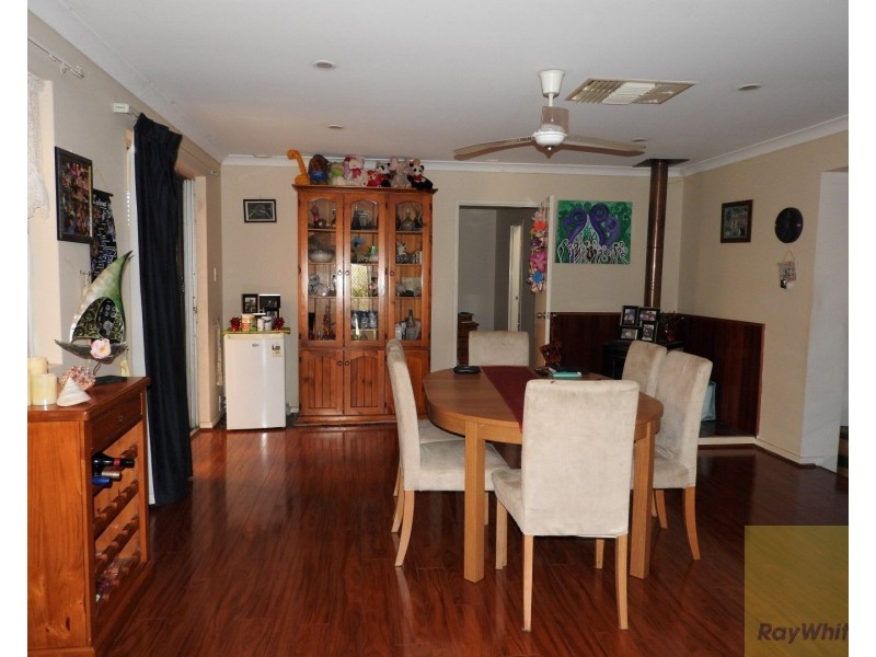 32 Ravenscroft Way, Kelmscott WA 6111