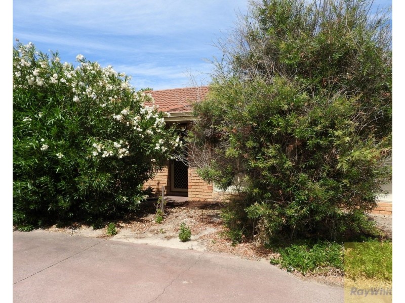 1/23 Quarram Way, Gosnells WA 6110