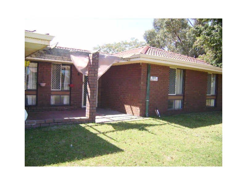 736 Rowley Road, Oakford WA 6121