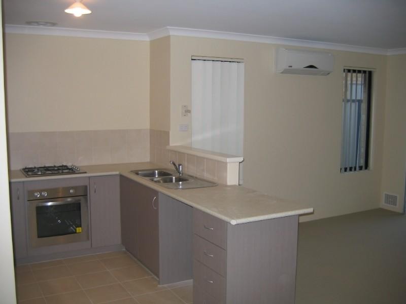 5/65 Little John Road, Armadale WA 6112