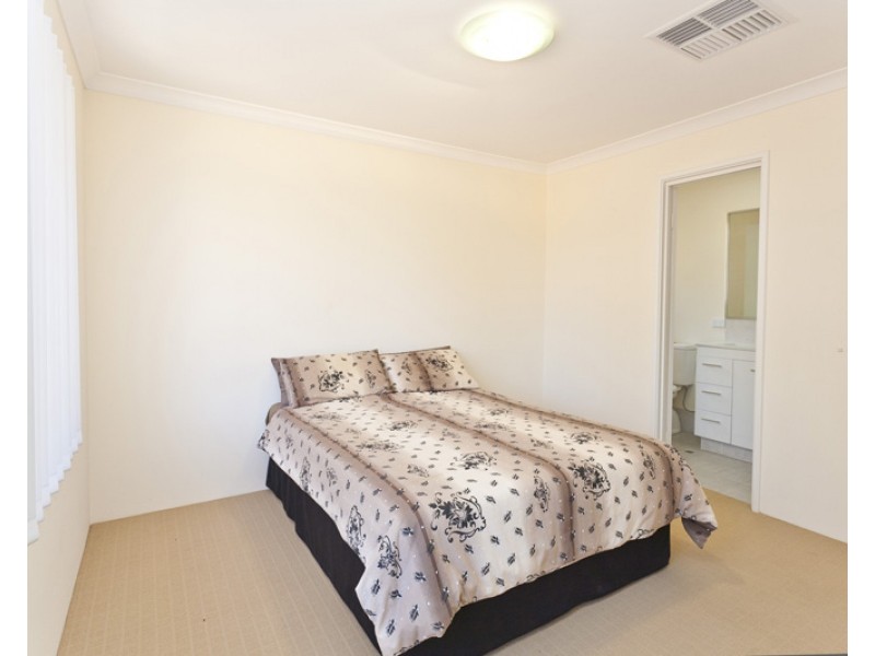 22B Lilian Avenue, Armadale WA 6112