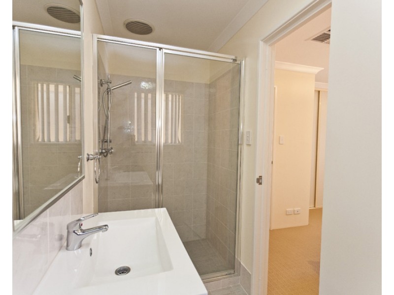 22B Lilian Avenue, Armadale WA 6112