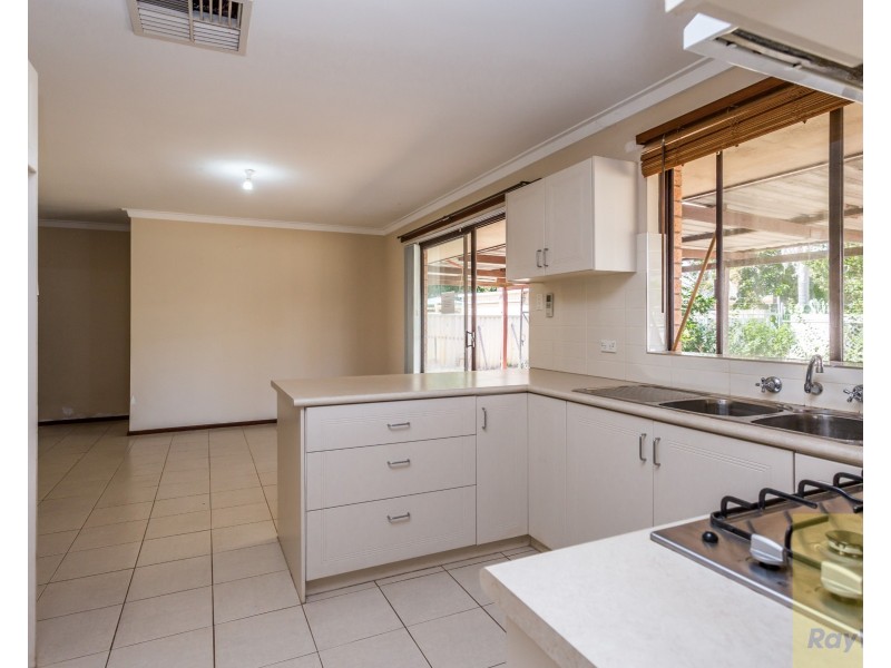 1 Bell Court, Armadale WA 6112