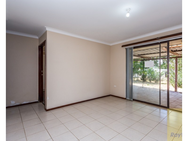 1 Bell Court, Armadale WA 6112