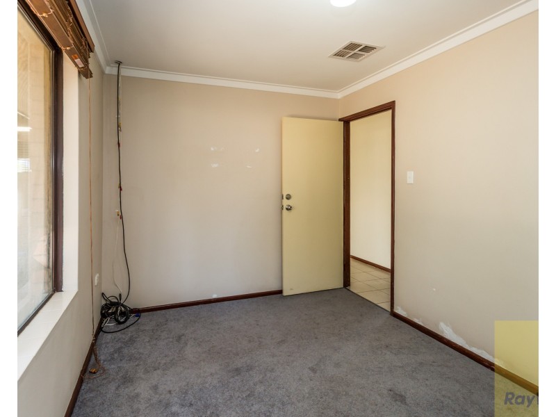 1 Bell Court, Armadale WA 6112