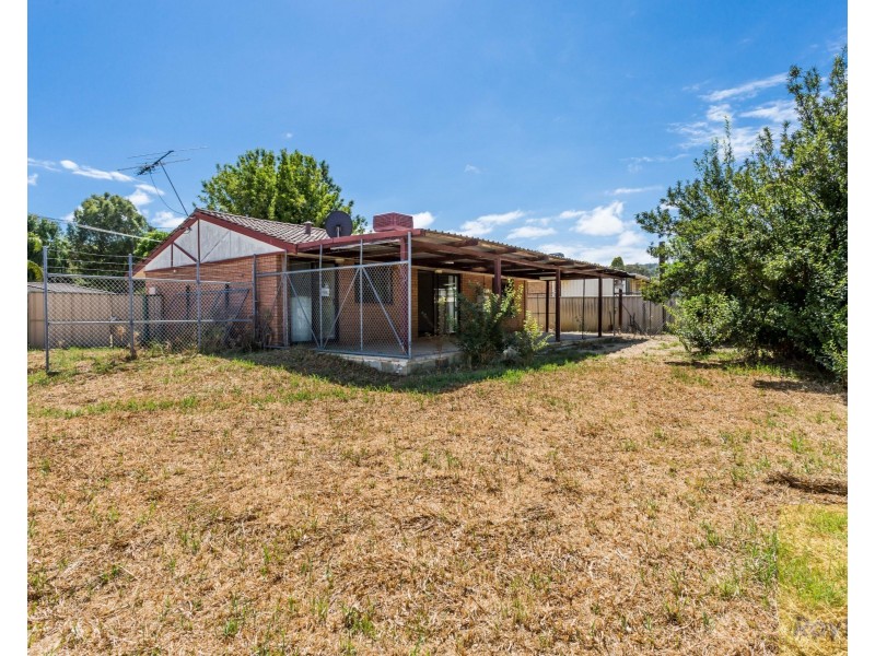 1 Bell Court, Armadale WA 6112