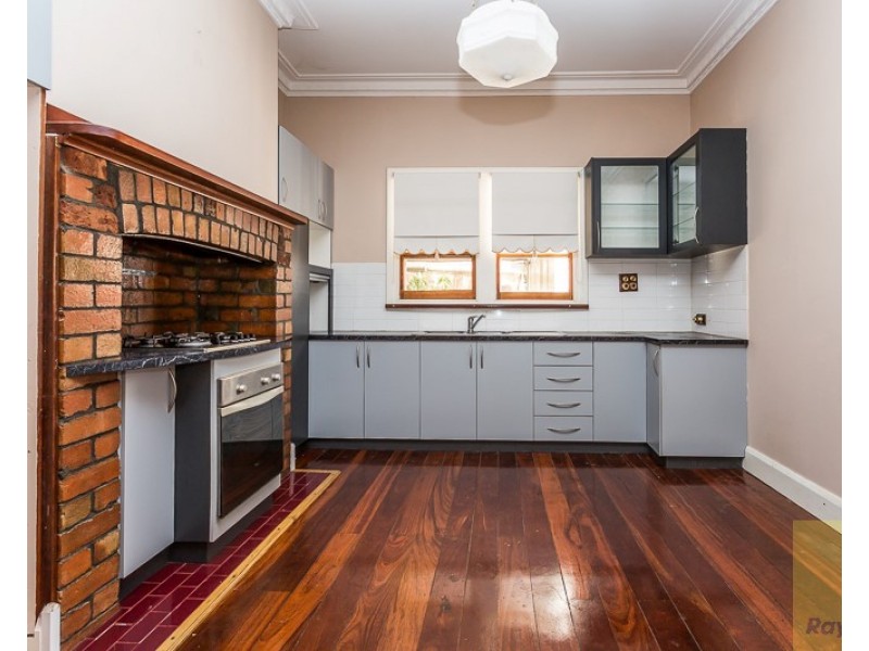 9 Forrest Road, Armadale WA 6112