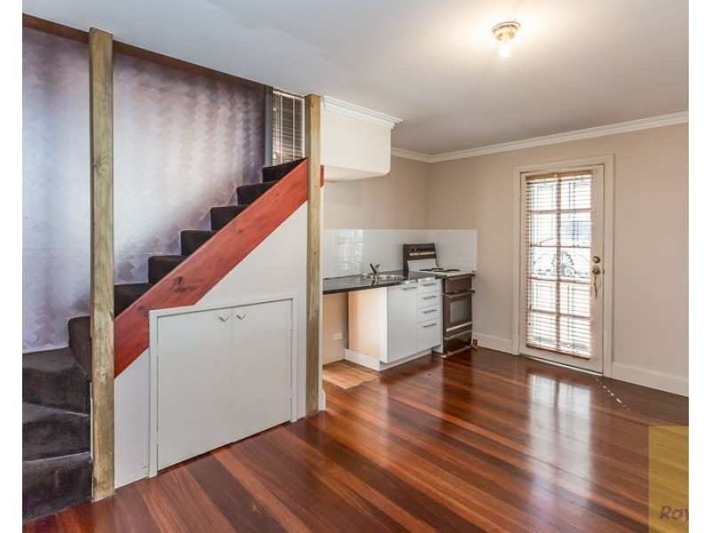 9 Forrest Road, Armadale WA 6112