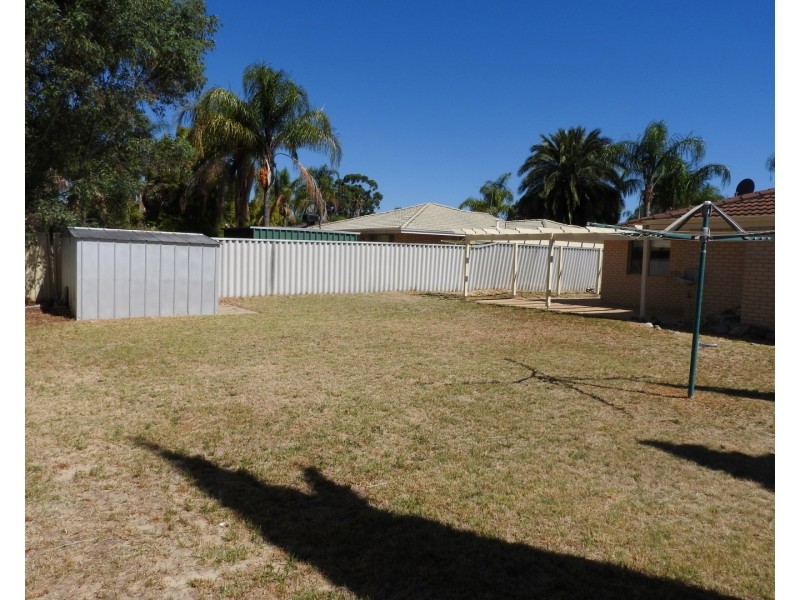 26 Candish Grove, Seville Grove WA 6112