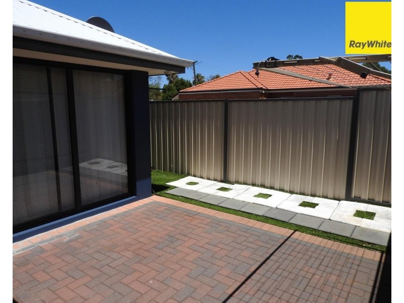 1/65 Little John Road, Armadale WA 6112