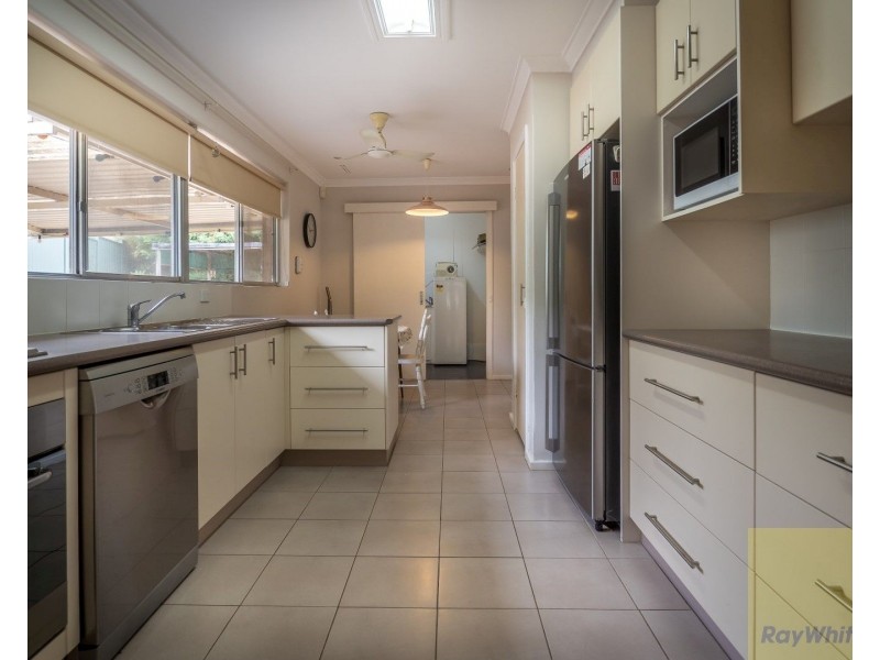 93 Derry Avenue, Mount Nasura WA 6112