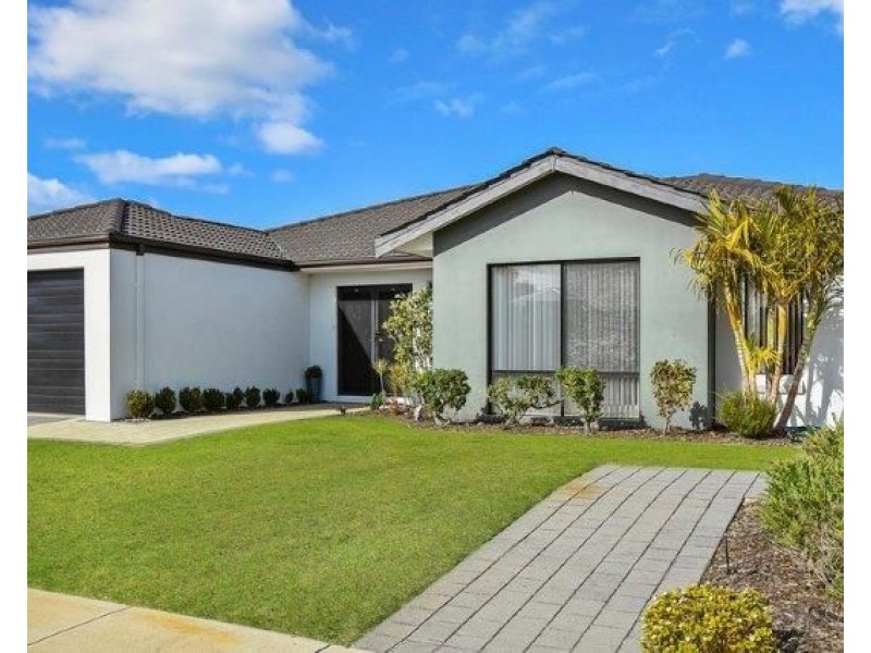 4 MacDougal Way, Harrisdale WA 6112