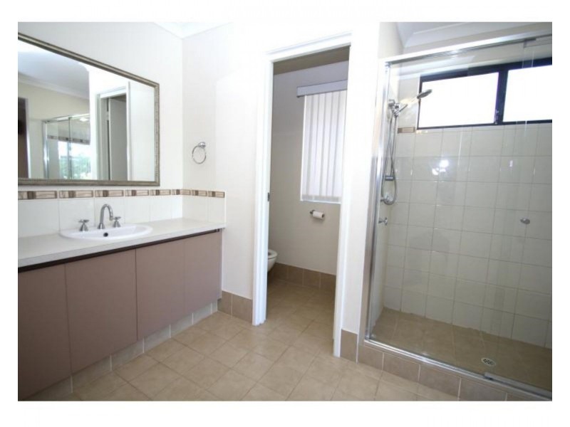 4 MacDougal Way, Harrisdale WA 6112