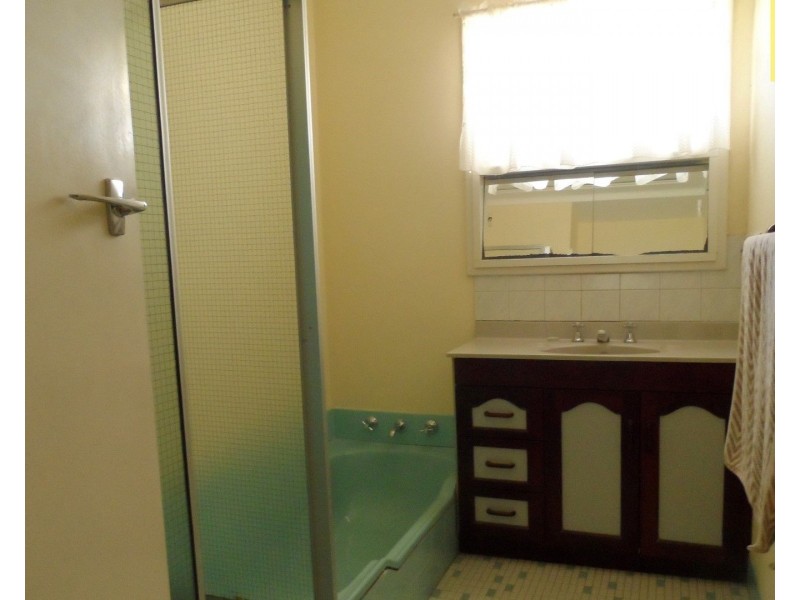 22 Badbury Road, Armadale WA 6112