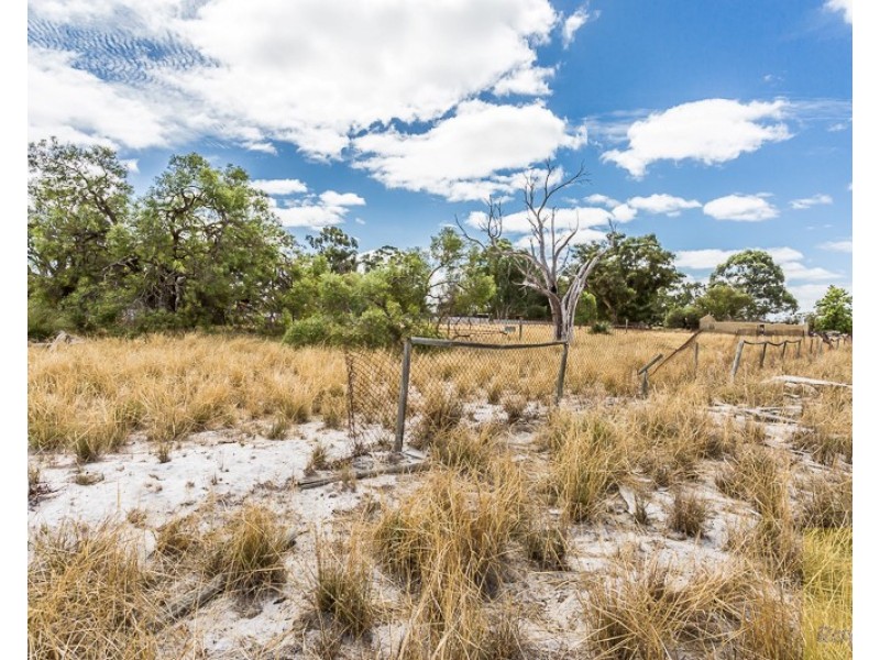 9 Shepherd Court, Harrisdale WA 6112