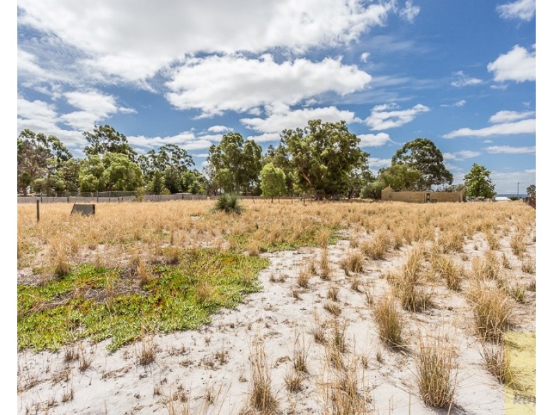 9 Shepherd Court, Harrisdale WA 6112