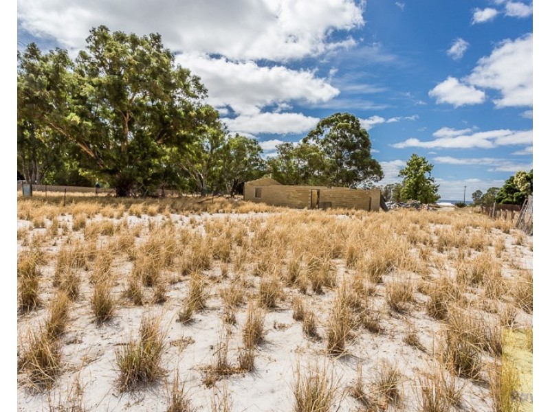 9 Shepherd Court, Harrisdale WA 6112