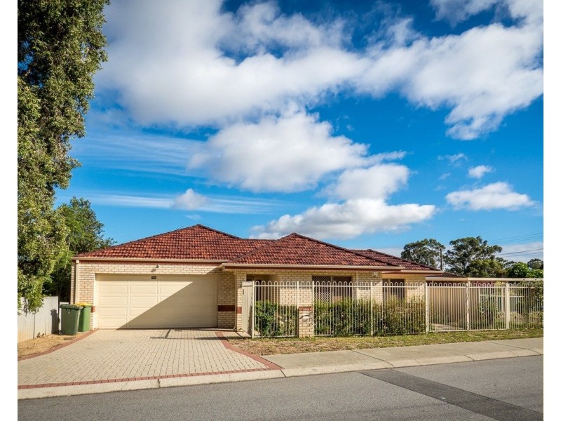 42 Tomah Road, Armadale WA 6112