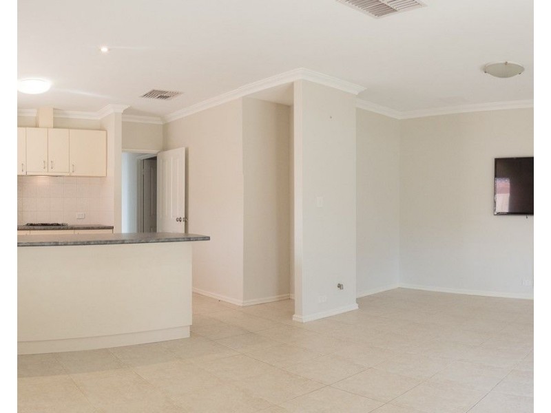 42 Tomah Road, Armadale WA 6112