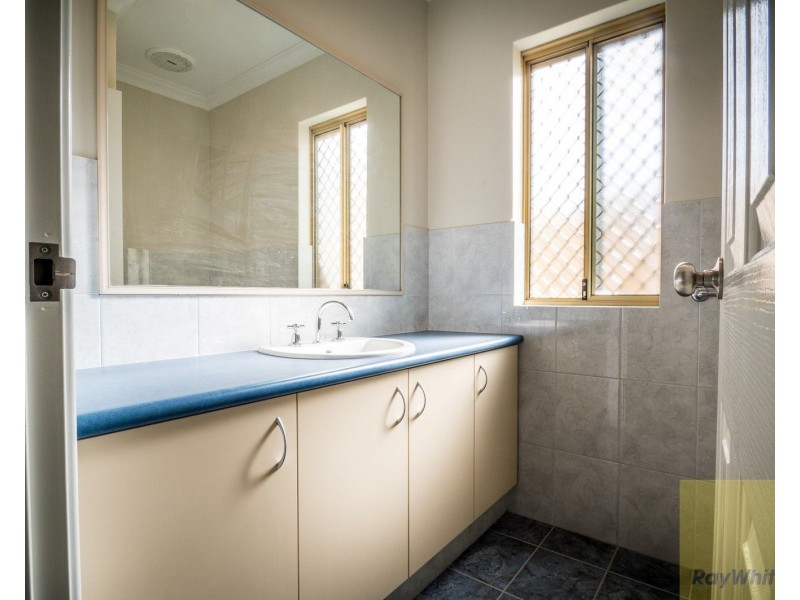 42 Tomah Road, Armadale WA 6112