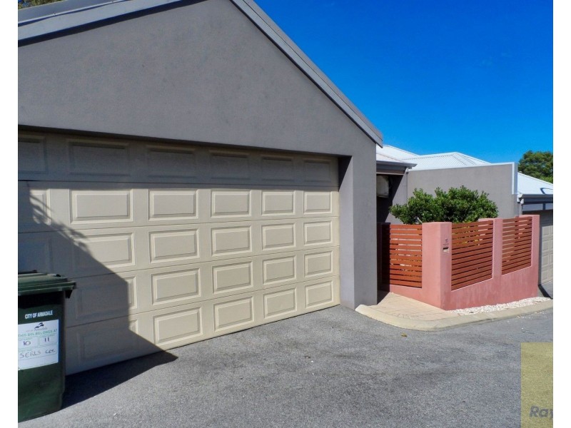 10/11 Serls Street, Armadale WA 6112