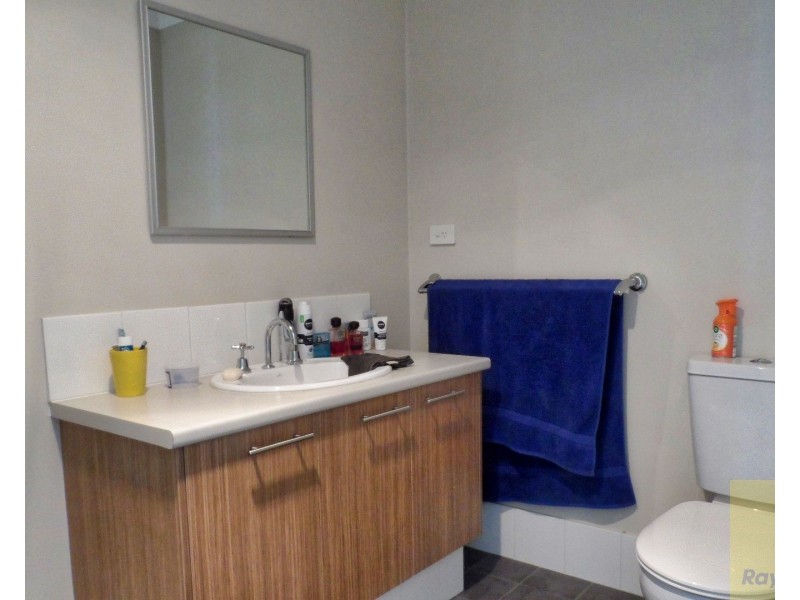 10/11 Serls Street, Armadale WA 6112