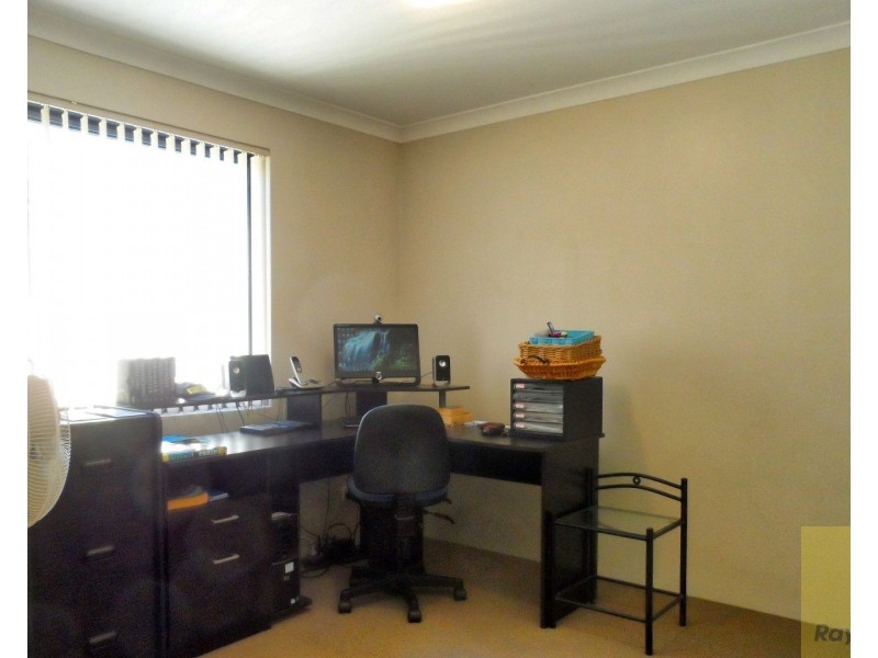 10/11 Serls Street, Armadale WA 6112